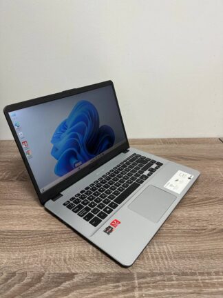 б/в ноутбук ASUS VivoBook X505Z