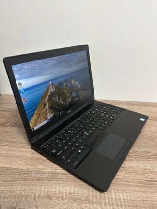 б/в нотбук DELL Latitude 5580