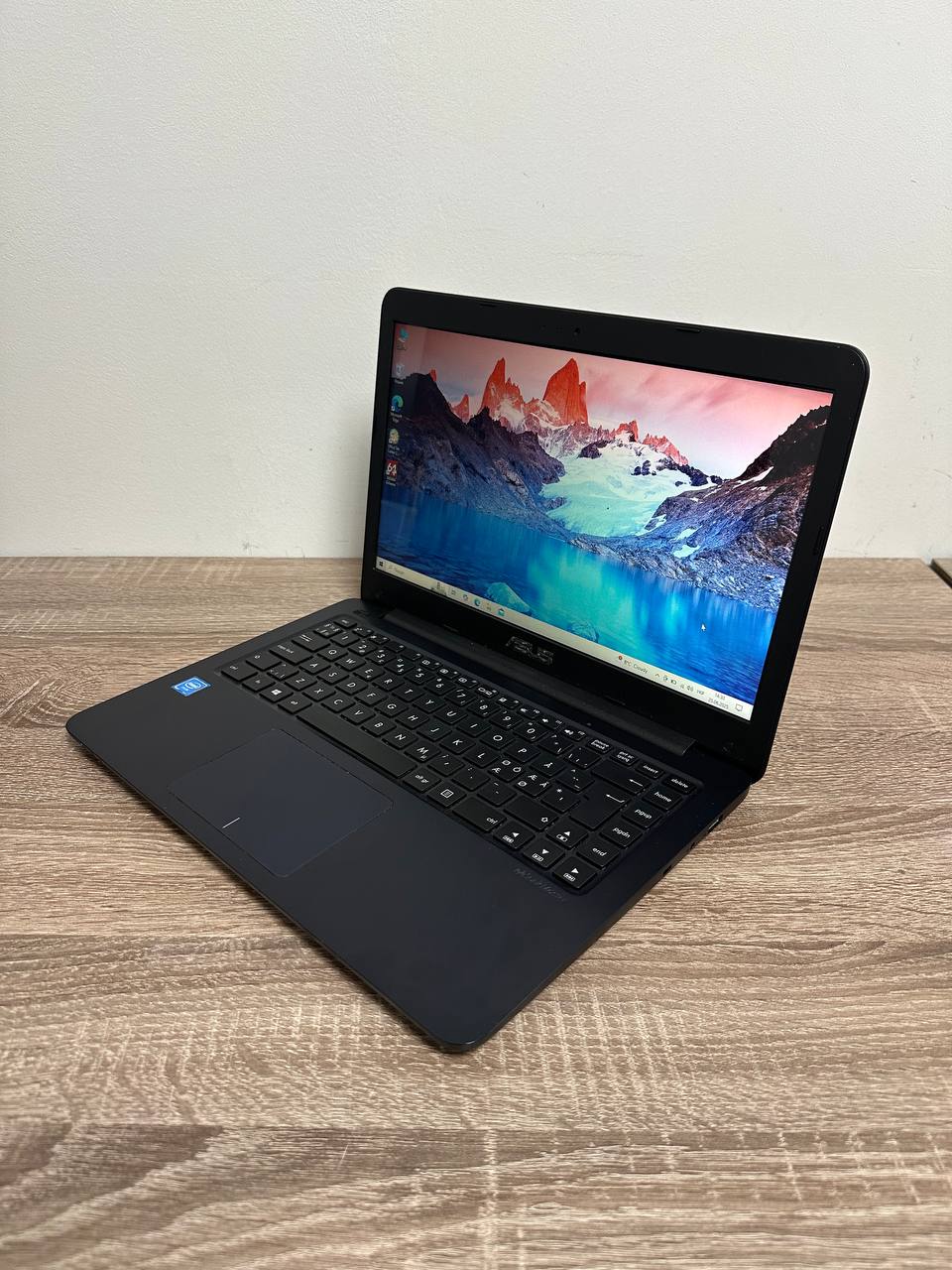 б/в ноутбук ASUS E402N - Зображення 5