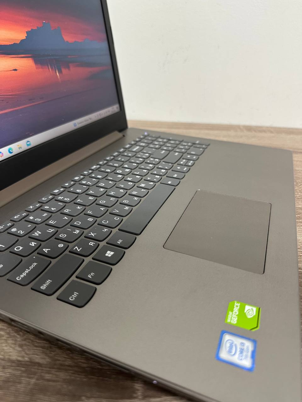 б/в ноутбук Lenovo ideapad 330-15IKB - Зображення 3