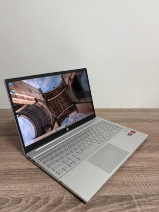 б/в ноутбук HP Laptop Pavilion 15-eh0507sa